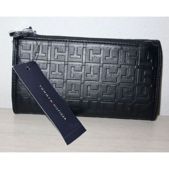 Tommy Hilfiger 69J1540 Women's Black Logo Embossed Tri-Fold Wallet Checkbook $78 - Picture 2 of 6
